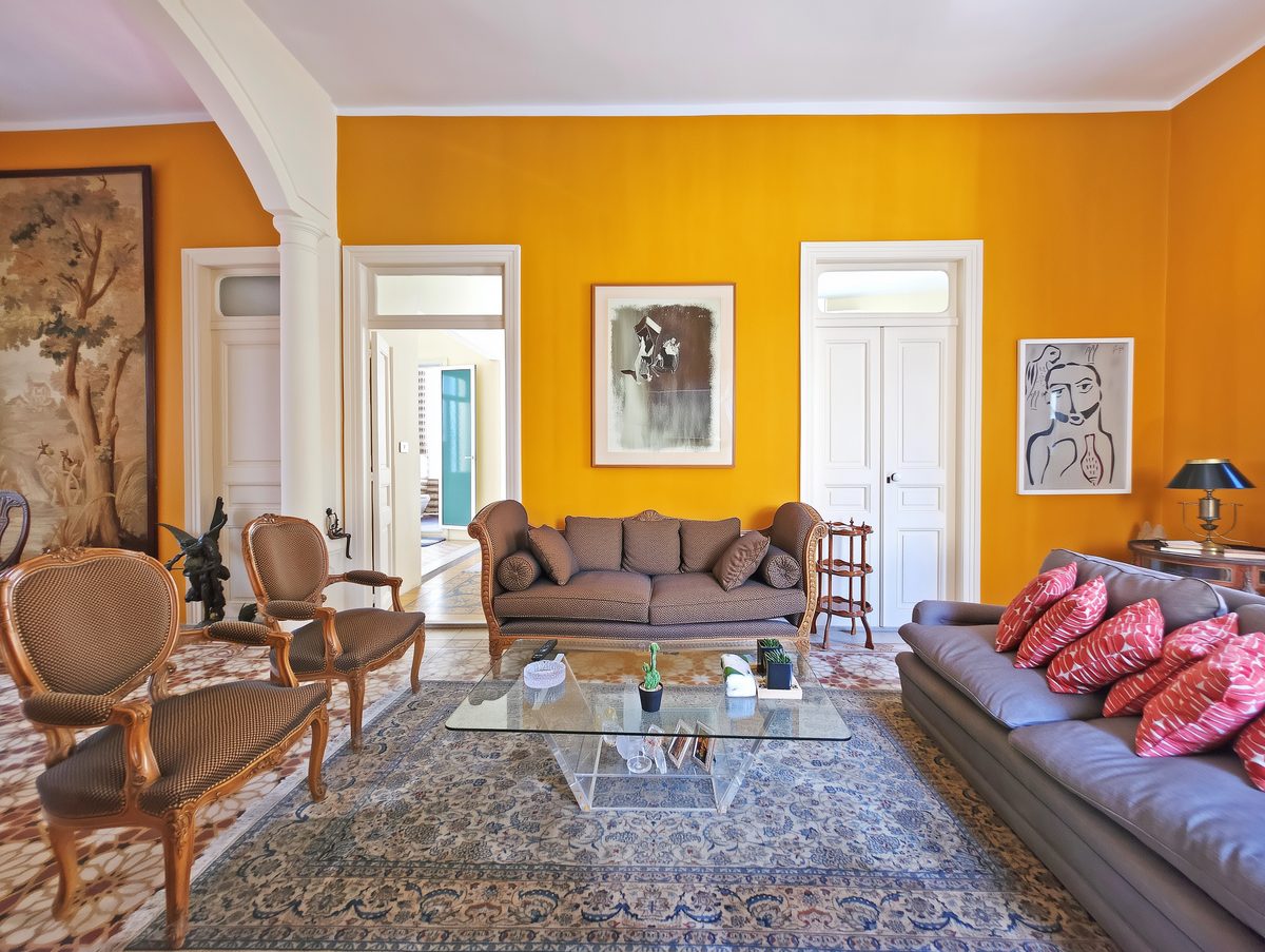 Gemmayze Terrace living room